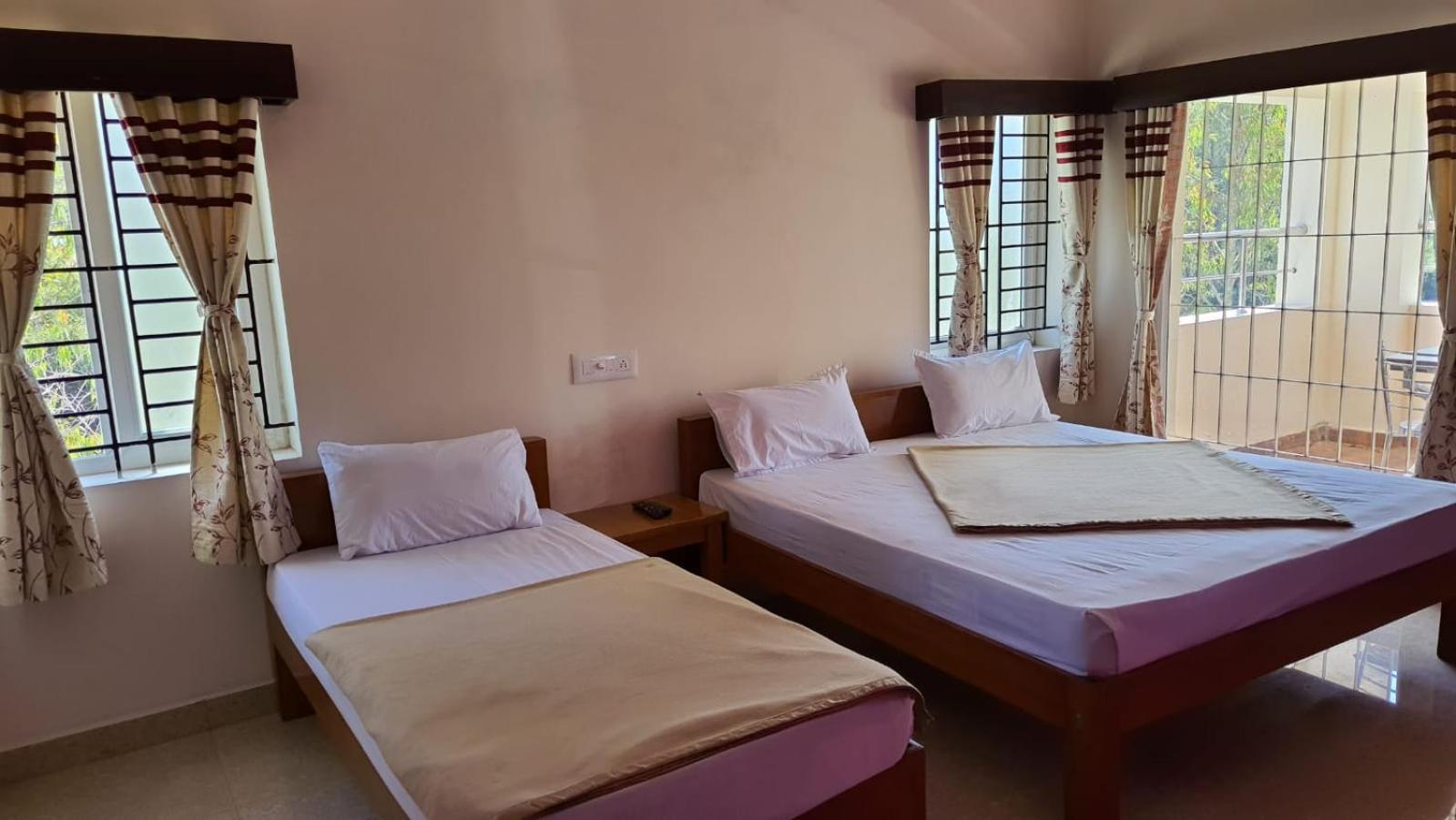 Grandwood Coco Resort Yercaud Exterior photo